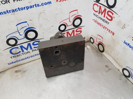 Claas Ares 500, 600 Rx, Rz, Rc Ser 656rc Hydraulic Valve Plate 6005028180 - Hydraulique: photos 2 Claas Ares 500, 600 Rx, Rz, Rc Ser 656rc Hydraulic Valve Plate 6005028180 - Hydraulique: photos 2