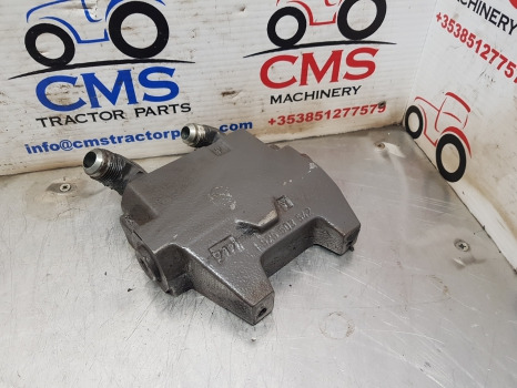 Claas Ares 500, 600 Rx, Rz, Rc Ser 656rc Hydraulic Valve Plate 6005028576 - Hydraulique: photos 1 Claas Ares 500, 600 Rx, Rz, Rc Ser 656rc Hydraulic Valve Plate 6005028576 - Hydraulique: photos 1