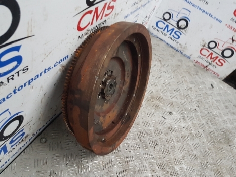 Claas Ares 600 Arion 400, 500, 600 S 640 Flywheel 7700071329, R519378, Re522485 - Volant moteur pour Tracteur agricole: photos 2 Claas Ares 600 Arion 400, 500, 600 S 640 Flywheel 7700071329, R519378, Re522485 - Volant moteur pour Tracteur agricole: photos 2