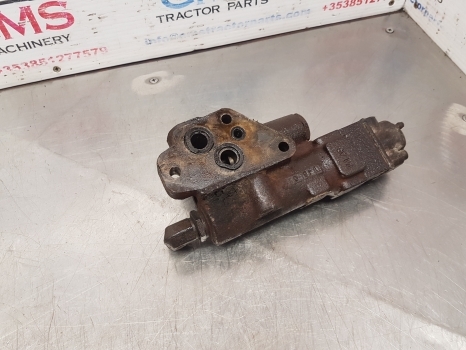 Claas Ares 836, 816, 610rz Trailer Brake Valve Parts 153108045, 6005021939 - Valve de frein pour Tracteur agricole: photos 4 Claas Ares 836, 816, 610rz Trailer Brake Valve Parts 153108045, 6005021939 - Valve de frein pour Tracteur agricole: photos 4