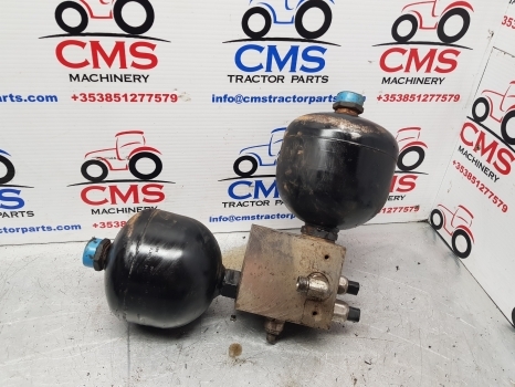 Claas Arion 500, 600 Series 640 Brake Valve, Safety Block 0021603450, 0021603451 - Valve de frein pour Tracteur agricole: photos 1 Claas Arion 500, 600 Series 640 Brake Valve, Safety Block 0021603450, 0021603451 - Valve de frein pour Tracteur agricole: photos 1