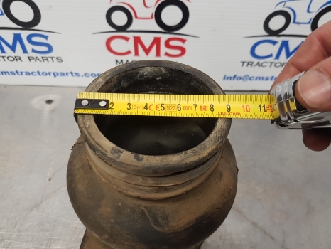 Claas Arion 530, 500 Air Intake Tube And Sensor 0021666020, 0011453630 - Système d'admission d'air: photos 4 Claas Arion 530, 500 Air Intake Tube And Sensor 0021666020, 0011453630 - Système d'admission d'air: photos 4
