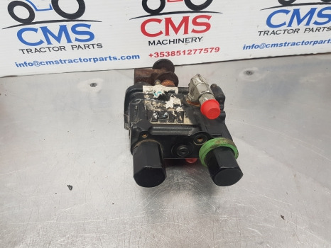 Claas Arion 530, Arion 500, 600, Brake Master Cylinder 11253932, 0021585080 - Valve de frein pour Machine agricole: photos 5 Claas Arion 530, Arion 500, 600, Brake Master Cylinder 11253932, 0021585080 - Valve de frein pour Machine agricole: photos 5