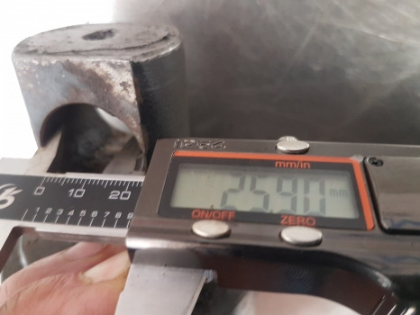 Claas Arion 640, Ares 550, 640, 566 Lift Cylinder 6005029892, 6005021176 - Hydraulique: photos 4 Claas Arion 640, Ares 550, 640, 566 Lift Cylinder 6005029892, 6005021176 - Hydraulique: photos 4