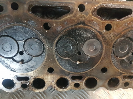 Culasse pour Machine agricole Deutz Agrotron 110, Mk3, Agroplus100, Engine Cylinder Head 04255429, 04254038: photos 9