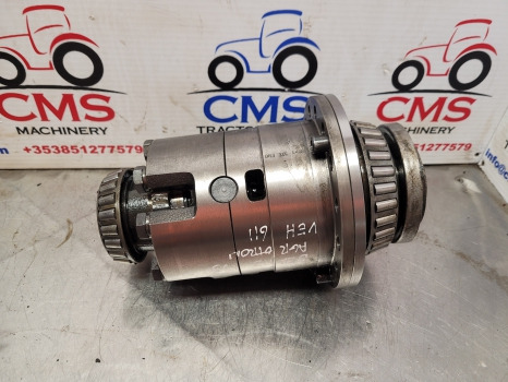 Deutz Agrotron 135, 150.7, 155, 165 Front Axle Differential 4481271003, 04415156 - Essieu avant: photos 1 Deutz Agrotron 135, 150.7, 155, 165 Front Axle Differential 4481271003, 04415156 - Essieu avant: photos 1
