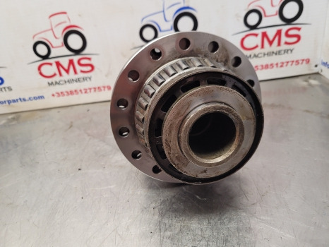 Deutz Agrotron 135, 150.7, 155, 165 Front Axle Differential 4481271003, 04415156 - Essieu avant: photos 5 Deutz Agrotron 135, 150.7, 155, 165 Front Axle Differential 4481271003, 04415156 - Essieu avant: photos 5