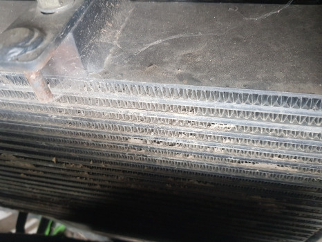 Deutz Agrotron M620, M610, M615, M600,ttv Intercooler 0.015.6910.2/20 - Radiateur: photos 5 Deutz Agrotron M620, M610, M615, M600,ttv Intercooler 0.015.6910.2/20 - Radiateur: photos 5