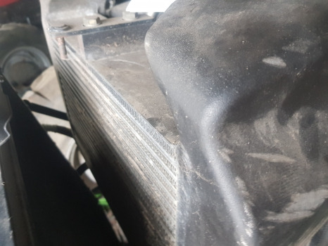 Deutz Agrotron M620, M610, M615, M600,ttv Intercooler 0.015.6910.2/20 - Radiateur: photos 4 Deutz Agrotron M620, M610, M615, M600,ttv Intercooler 0.015.6910.2/20 - Radiateur: photos 4