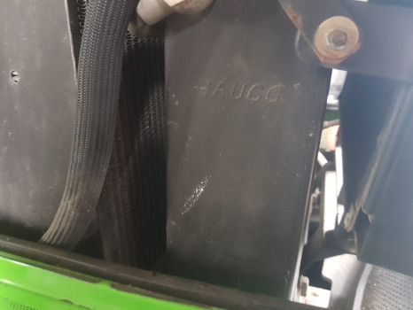 Deutz Agrotron M620, M610, M615,m640,ttv620, 610, Oil Cooler 0.015.6911.2/10 - Radiateur: photos 3 Deutz Agrotron M620, M610, M615,m640,ttv620, 610, Oil Cooler 0.015.6911.2/10 - Radiateur: photos 3