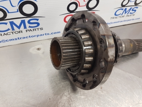 Deutz D7807c, Dx 3.90, 3.70, 6807, 7007, Rear Axle Drive Shaft Right 04310724 - Demi arbre pour Tracteur agricole: photos 4 Deutz D7807c, Dx 3.90, 3.70, 6807, 7007, Rear Axle Drive Shaft Right 04310724 - Demi arbre pour Tracteur agricole: photos 4