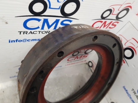 Fiat 70-90 New Holland Rear Axle Spacer Housing 5117649, 5153477, 5168571 - Essieu arrière pour Tracteur agricole: photos 4 Fiat 70-90 New Holland Rear Axle Spacer Housing 5117649, 5153477, 5168571 - Essieu arrière pour Tracteur agricole: photos 4