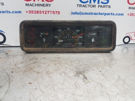 Fiat 90, 94, 46, 56 Series 90-90, 100-90 Dash Clock Instrument Cluster 5125046 - Panel de instrumentos pour Tracteur agricole: photos 1 Fiat 90, 94, 46, 56 Series 90-90, 100-90 Dash Clock Instrument Cluster 5125046 - Panel de instrumentos pour Tracteur agricole: photos 1