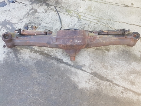 Fiat 90, F Series F120, F140, F130, 140-90 Front Axle Housing 5136886, 5162611 - Essieu avant pour Tracteur agricole: photos 1 Fiat 90, F Series F120, F140, F130, 140-90 Front Axle Housing 5136886, 5162611 - Essieu avant pour Tracteur agricole: photos 1