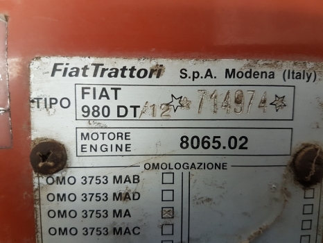 Fiat 980, Fiat 980dt, 680, 680dt, 880dt Instrument Panel 000000 - Cabine et intérieur pour Tracteur agricole: photos 3 Fiat 980, Fiat 980dt, 680, 680dt, 880dt Instrument Panel 000000 - Cabine et intérieur pour Tracteur agricole: photos 3