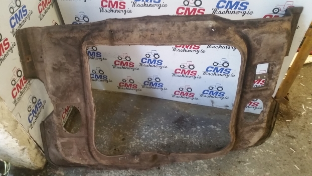 Fiat F, F-dt Series, F140, F140dt, F100, F100dt, F110, F110dt Cab Roof Panel - Cabine et intérieur pour Tracteur agricole: photos 2 Fiat F, F-dt Series, F140, F140dt, F100, F100dt, F110, F110dt Cab Roof Panel - Cabine et intérieur pour Tracteur agricole: photos 2