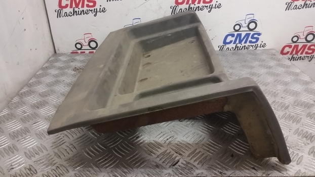 Fiat F140, F100, F120, F130, F140 Dt, F120 Dt, F130 Dtcab Interior Panel - Cabine et intérieur pour Tracteur agricole: photos 5 Fiat F140, F100, F120, F130, F140 Dt, F120 Dt, F130 Dtcab Interior Panel - Cabine et intérieur pour Tracteur agricole: photos 5