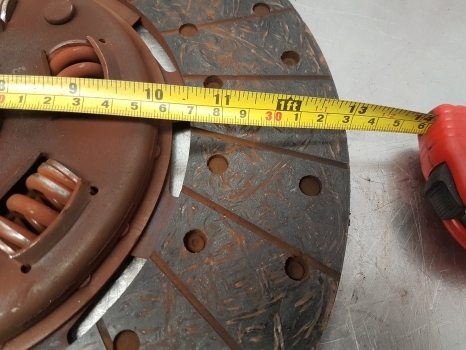 Ford 10 Series, 5110, 6610, 6810, 7410, 7710 Clutch Disc 13 Inch 82011593 - Disque d'embrayage pour Machine agricole: photos 3 Ford 10 Series, 5110, 6610, 6810, 7410, 7710 Clutch Disc 13 Inch 82011593 - Disque d'embrayage pour Machine agricole: photos 3