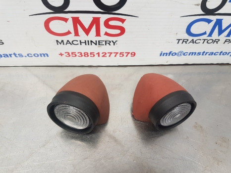 Ford 1000, 600 Series, 4000, 4600 Side Marker Lamp Pair 83976899, C5nn13200a - Lumière/ Éclairage: photos 2 Ford 1000, 600 Series, 4000, 4600 Side Marker Lamp Pair 83976899, C5nn13200a - Lumière/ Éclairage: photos 2