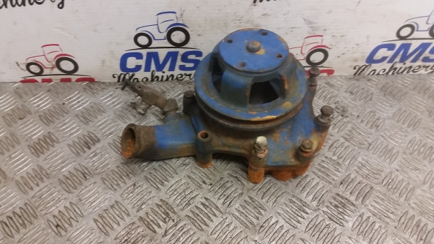 Ford 3 Cylinder Engine 2910, 3600 Water Pump 87800115 - Moteur et pièces: photos 1 Ford 3 Cylinder Engine 2910, 3600 Water Pump 87800115 - Moteur et pièces: photos 1