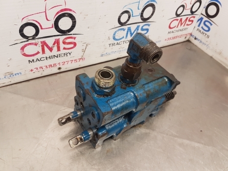 Ford 40, 10, Ts, Tw Tw15 Hydraulic Spool Valve Body Double E9nnb950bb , 81864874 - Valve hydraulique pour Tracteur agricole: photos 4 Ford 40, 10, Ts, Tw Tw15 Hydraulic Spool Valve Body Double E9nnb950bb , 81864874 - Valve hydraulique pour Tracteur agricole: photos 4