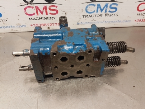 Ford 40, 10, Ts, Tw Tw15 Hydraulic Spool Valve Body Double E9nnb950bb , 81864874 - Valve hydraulique pour Tracteur agricole: photos 5 Ford 40, 10, Ts, Tw Tw15 Hydraulic Spool Valve Body Double E9nnb950bb , 81864874 - Valve hydraulique pour Tracteur agricole: photos 5