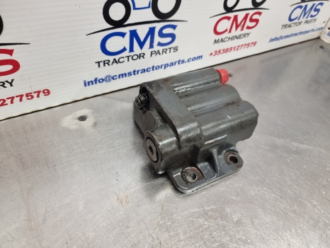 Ford 40 Series, 7840, 8240, 8340, Ts, Hydraulic Valve F2nnr947aa, 81878459 - Valve hydraulique pour Machine agricole: photos 2 Ford 40 Series, 7840, 8240, 8340, Ts, Hydraulic Valve F2nnr947aa, 81878459 - Valve hydraulique pour Machine agricole: photos 2