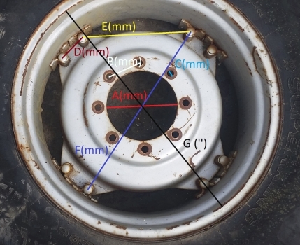 Ford 4000 Rear Wheel And Tyre 12.4/11-32. Please Check By Description - Roue complète pour Tracteur agricole: photos 5 Ford 4000 Rear Wheel And Tyre 12.4/11-32. Please Check By Description - Roue complète pour Tracteur agricole: photos 5