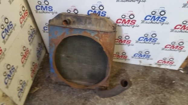 Ford 4500, 5000, 5100, 5600, 5500 Engine Water Cooling Radiator 86531508 - Radiateur pour Tracteur agricole: photos 2 Ford 4500, 5000, 5100, 5600, 5500 Engine Water Cooling Radiator 86531508 - Radiateur pour Tracteur agricole: photos 2