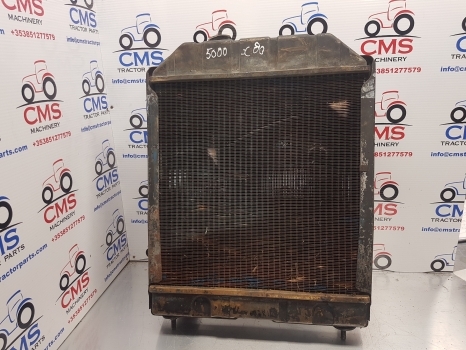 Ford 4500, 5000, 5100, 5600, 5500 Engine Water Cooling Radiator, Cowl 86531508 - Radiateur pour Tracteur agricole: photos 1 Ford 4500, 5000, 5100, 5600, 5500 Engine Water Cooling Radiator, Cowl 86531508 - Radiateur pour Tracteur agricole: photos 1