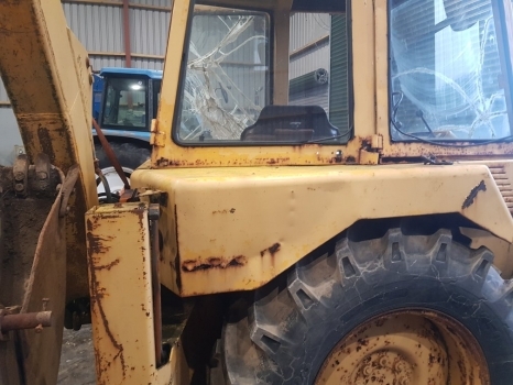 Ford 550 Cab Complete - Cabine pour Tractopelle: photos 2 Ford 550 Cab Complete - Cabine pour Tractopelle: photos 2