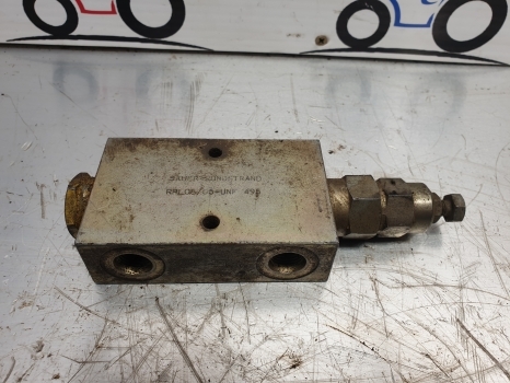 Ford 555 Hydraulic Check Valve 81873170 , Sauer-sundstrand Rpl06/c5-unf 495 - Valve hydraulique pour Tracteur agricole: photos 1 Ford 555 Hydraulic Check Valve 81873170 , Sauer-sundstrand Rpl06/c5-unf 495 - Valve hydraulique pour Tracteur agricole: photos 1