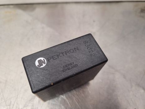 Ford 5640, 6640, 7740, 7840, 8240, 8340 Pto Control Module, Relay 81869818 - Relais: photos 5 Ford 5640, 6640, 7740, 7840, 8240, 8340 Pto Control Module, Relay 81869818 - Relais: photos 5