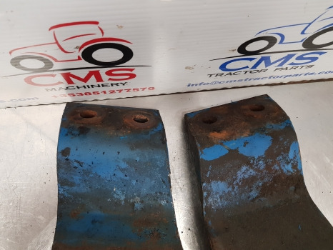 Ford 7610, 10, Tw Sq Cab, Cab Bracket Support Pair E4nn94031n88ba - Suspension de cabine: photos 5 Ford 7610, 10, Tw Sq Cab, Cab Bracket Support Pair E4nn94031n88ba - Suspension de cabine: photos 5