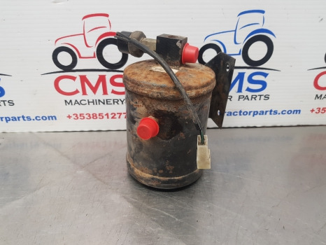 Ford 7610, 10 ,tw Series Super Q Cab Receiver Drier E4nn19825ab, E4nn19825aa - Pièce de climatisation: photos 1 Ford 7610, 10 ,tw Series Super Q Cab Receiver Drier E4nn19825ab, E4nn19825aa - Pièce de climatisation: photos 1