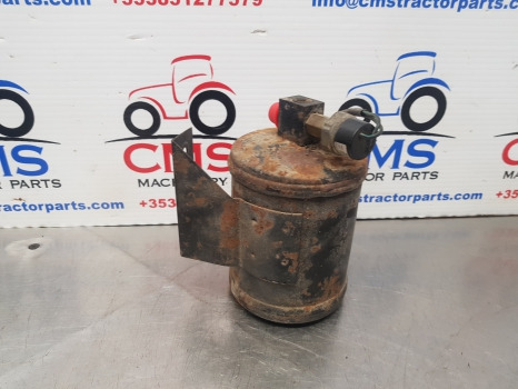 Ford 7610, 10 ,tw Series Super Q Cab Receiver Drier E4nn19825ab, E4nn19825aa - Pièce de climatisation: photos 3 Ford 7610, 10 ,tw Series Super Q Cab Receiver Drier E4nn19825ab, E4nn19825aa - Pièce de climatisation: photos 3