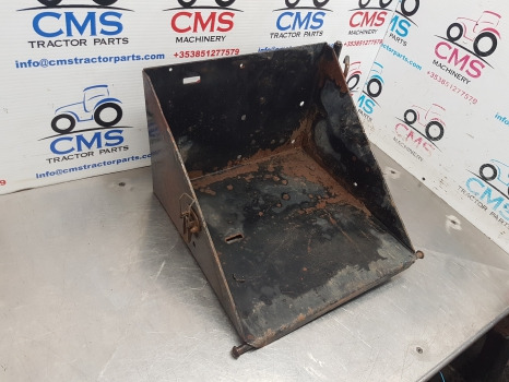 Ford 7840, 8240, 8340, 6640 Battery Tray Assy F0nn10n655ab11b, F0nn10723de11m - Suspension de cabine: photos 2 Ford 7840, 8240, 8340, 6640 Battery Tray Assy F0nn10n655ab11b, F0nn10723de11m - Suspension de cabine: photos 2