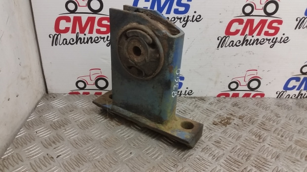 Ford 7840, 8240, 8340 Cab Support Assy Rear Right E9nn94001n44aa11m - Suspension de cabine: photos 4 Ford 7840, 8240, 8340 Cab Support Assy Rear Right E9nn94001n44aa11m - Suspension de cabine: photos 4