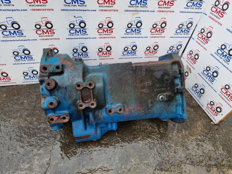 Ford 7840 8240, Sle, 40 Series Transmission Housing Sump F0nn7006af, F0nn7006ae - Boîte de vitesse: photos 1 Ford 7840 8240, Sle, 40 Series Transmission Housing Sump F0nn7006af, F0nn7006ae - Boîte de vitesse: photos 1