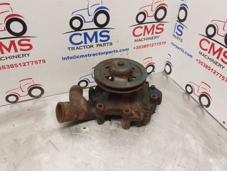 Ford 8210, 8530, 8630, Tw5, 7910, Tw15 Water Pump 81872282, E6nn8505ca - Pompe à liquide de refroidissement pour Tracteur agricole: photos 1 Ford 8210, 8530, 8630, Tw5, 7910, Tw15 Water Pump 81872282, E6nn8505ca - Pompe à liquide de refroidissement pour Tracteur agricole: photos 1