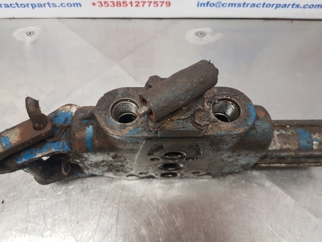 Ford 8700, 9700, Tw Series Tw15. Hydraulic Remote Valve E2nnb950ea - Valve hydraulique pour Tracteur agricole: photos 5 Ford 8700, 9700, Tw Series Tw15. Hydraulic Remote Valve E2nnb950ea - Valve hydraulique pour Tracteur agricole: photos 5