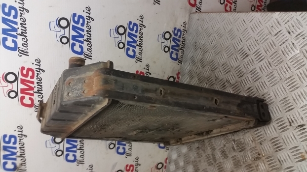 Ford Engine Water Cooling Radiator 2 - Radiateur pour Tracteur agricole: photos 4 Ford Engine Water Cooling Radiator 2 - Radiateur pour Tracteur agricole: photos 4