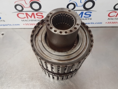 Ford New Holland 40 And Ts Series Rear Clutch Housing (kit With Shaft) 82036853 - Embrayage et pièces pour Machine agricole: photos 3 Ford New Holland 40 And Ts Series Rear Clutch Housing (kit With Shaft) 82036853 - Embrayage et pièces pour Machine agricole: photos 3