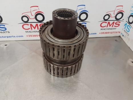 Ford New Holland 40 And Ts Series Rear Clutch Housing (kit With Shaft) 82036853 - Embrayage et pièces pour Machine agricole: photos 1 Ford New Holland 40 And Ts Series Rear Clutch Housing (kit With Shaft) 82036853 - Embrayage et pièces pour Machine agricole: photos 1