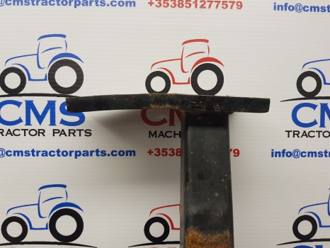 Ford New Holland 40, Ts Series, Ts110, 8340 Foot Step Lhs 82007896, 82007892 - Marchepied pour Machine agricole: photos 3 Ford New Holland 40, Ts Series, Ts110, 8340 Foot Step Lhs 82007896, 82007892 - Marchepied pour Machine agricole: photos 3