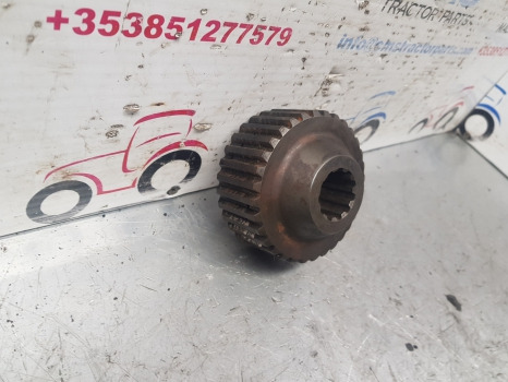 Ford New Holland Fiat F130, 60, Tm, M, F Series Pto Clutch Gear Hub 5171698 - Transmission: photos 2 Ford New Holland Fiat F130, 60, Tm, M, F Series Pto Clutch Gear Hub 5171698 - Transmission: photos 2