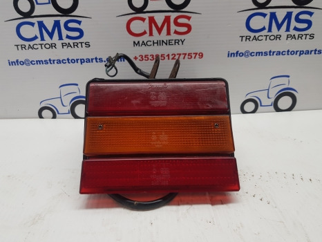 Ford Series 40, 8240,6640,7740, Tail Light, Stop And Turn Signal F0nn13n465ca - Lumière/ Éclairage: photos 1 Ford Series 40, 8240,6640,7740, Tail Light, Stop And Turn Signal F0nn13n465ca - Lumière/ Éclairage: photos 1
