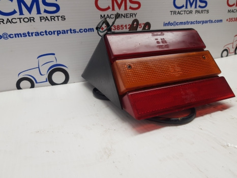 Ford Series 40, 8240,6640,7740, Tail Light, Stop And Turn Signal F0nn13n465ca - Lumière/ Éclairage: photos 5 Ford Series 40, 8240,6640,7740, Tail Light, Stop And Turn Signal F0nn13n465ca - Lumière/ Éclairage: photos 5