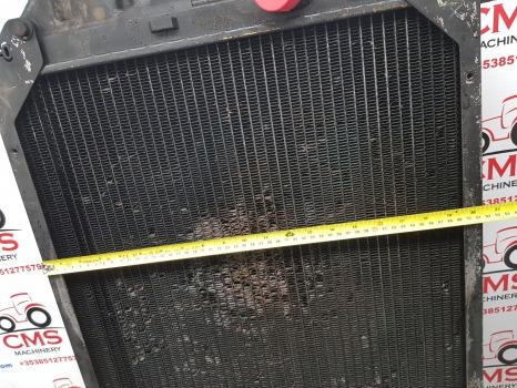 Ford Ts, 5640, 6640, 7740 Engine Water Cooling Radiator 82015103, 82015097 - Radiateur: photos 2 Ford Ts, 5640, 6640, 7740 Engine Water Cooling Radiator 82015103, 82015097 - Radiateur: photos 2