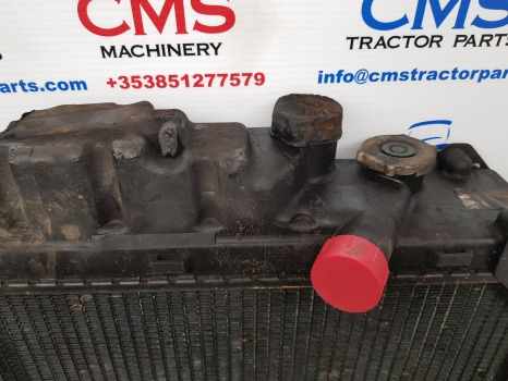Ford Ts, 5640, 6640, 7740 Engine Water Cooling Radiator 82015103, 82015097 - Radiateur: photos 5 Ford Ts, 5640, 6640, 7740 Engine Water Cooling Radiator 82015103, 82015097 - Radiateur: photos 5